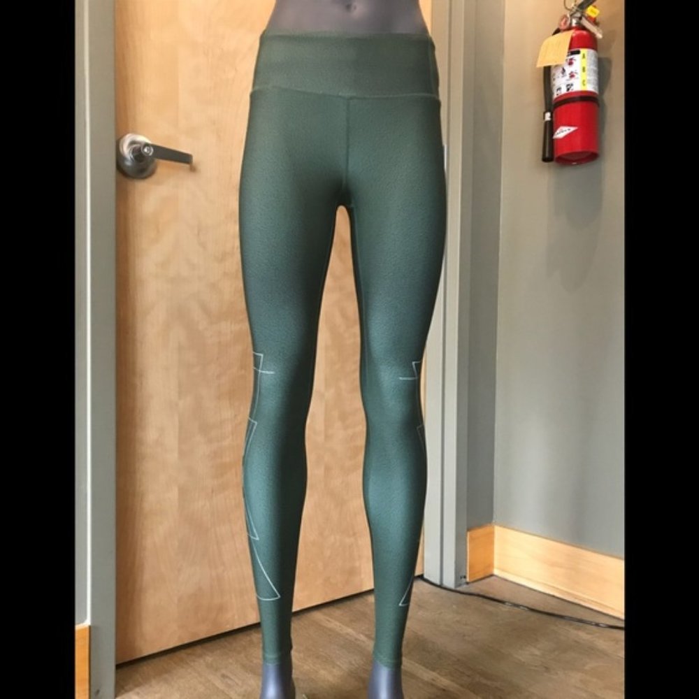 Pure Barre wanderlust tights